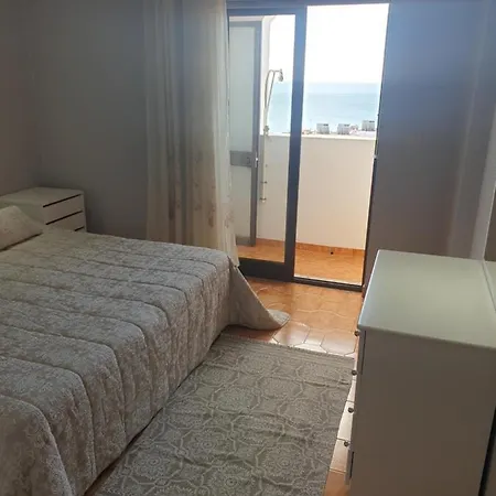 Sunset Seaviews אלבופיירה