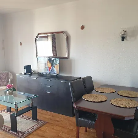 Sunset Seaviews Apartment *